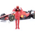 Cochesdemetal.es 2023 Ferrari SF-23 Fórmula 1 Nº16 Charles Leclerc + Figura del Piloto 1:24 Bburago 26809L