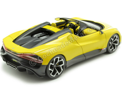 Cochesdemetal.es 2023 Bugatti W16 Mistral Convertible Amarillo 1:18 Bburago 11051 2