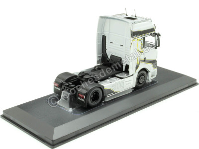 Cochesdemetal.es 2020 Cabeza Tractora MAN TGX XXL D 38 Blanco Decorado 1:43 IXO Models TR197.22 2