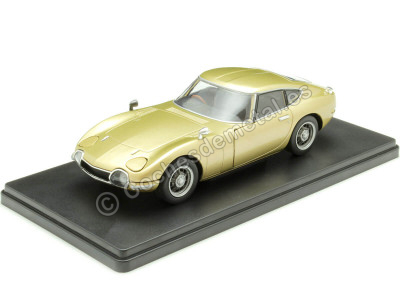 Cochesdemetal.es 1967 Toyota 2000 GT Beige Metalizado 1:24 WhiteBox 124229