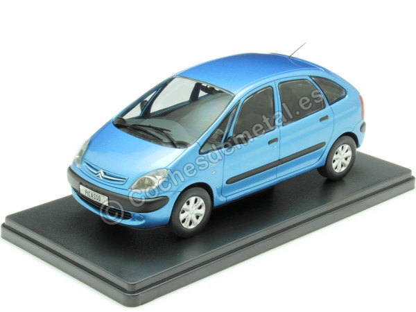 Cochesdemetal.es 1999 Citroen Xsara Picasso Azul Metalizado 1:24 WhiteBox 124233