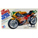 Cochesdemetal.es 1992 Honda NSR 250 Cup Noodle "Plastic Model Kit" Dorado Decorado 1:12 Tamiya 14061