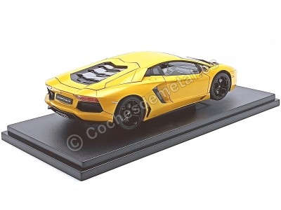 Cochesdemetal.es 2011 Lamborghini Aventador LP700-4 Amarillo 1:18 Welly 18041 2