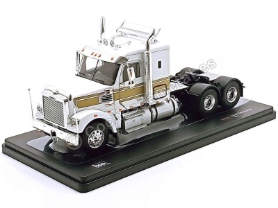 Cochesdemetal.es 2012 Cabeza Tractora Freightliner Coronado Blanco Decorado 1:43 IXO Models TR210.22