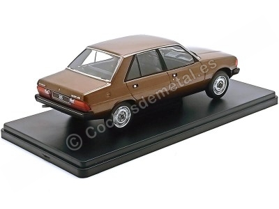 Cochesdemetal.es 1977 Peugeot 305 Marrón Metalizado 1:24 WhiteBox 124243 2