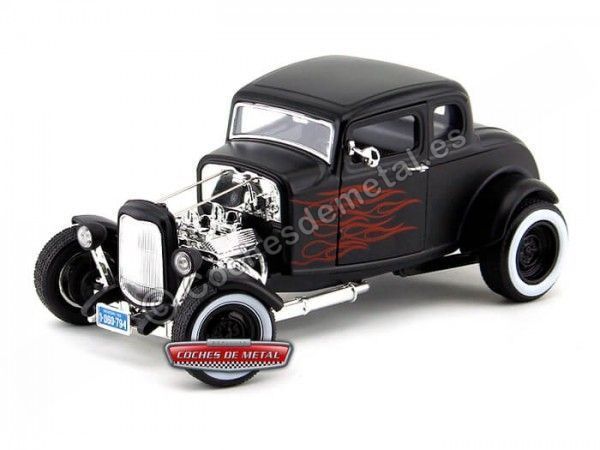 Cochesdemetal.es 1932 Ford Hot Rod 5-Window Coupe Negro con llamas 1:18 Motor Max 73172