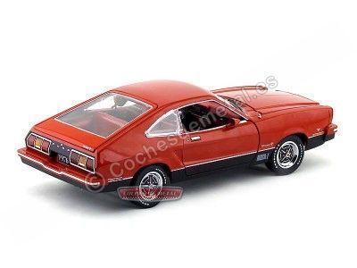 Cochesdemetal.es 1976 Ford Mustang II Mach 1 Rojo 1:18 Greenlight 12867 2