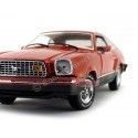 Cochesdemetal.es 1976 Ford Mustang II Mach 1 Rojo 1:18 Greenlight 12867