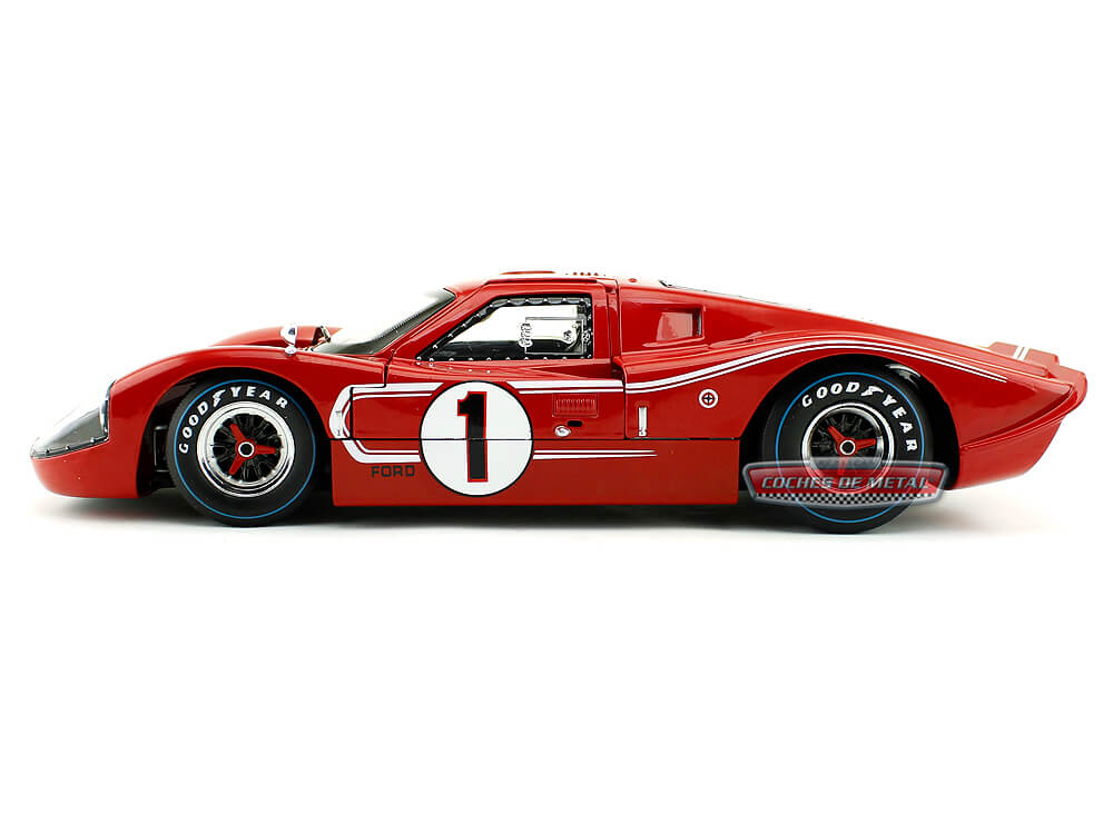 Miniatura Ford Gt40 Mk II #1 - 24h Le Mans 1966 - 1/43 CMR