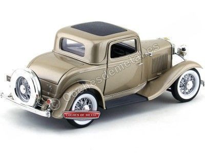 Cochesdemetal.es 1932 Ford 3-Windows Coupé Metallic Gold 1:18 Lucky Diecast 92248 2