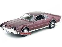 1966 Oldsmobile Toronado Burgundy 1:18 Road Signature 92718