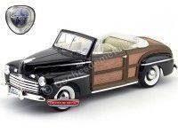 1946 Ford Sportsman Convertible Super Deluxe Black/Woody 1:18 Road Signature 20048