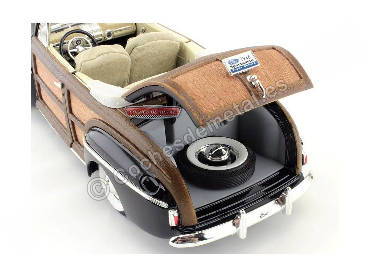 1946 Ford Sportsman Convertible Super Deluxe Black-Woody 1:18 Lucky Diecast 2004