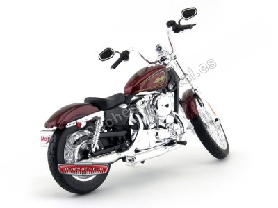 Cochesdemetal.es 2012 Harley-Davidson XL 1200V Seventy-Two Roja 1:12 Maisto 32320 HD04 2