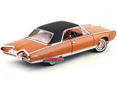 Cochesdemetal.es 1963 Chrysler Turbine Copper Orange 1:18 Lucky Diecast 92448 2