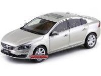 2015 Volvo S60 T5 Seashell Metallic 1:18 Motor City 88150