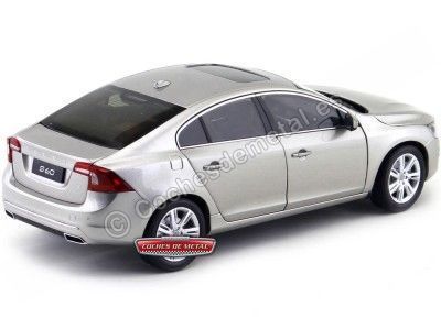 Cochesdemetal.es 2015 Volvo S60 T5 Sequet Metallic 1:18 Motor City 88150 2