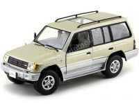 1998 Mitsubishi Montero Long 3.5 V6 Champan 1:18 Sun Star 1227