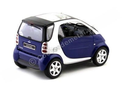 Cochesdemetal.es 1988 Smart Fortwo City Coupe C453 Silver-Blue-Black 1:18 Maisto 31852 2