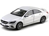 2013 Mercedes-Benz Clase CLA C117 Polar Silver 1:18  Dealer Edition B66960130