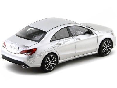 Cochesdemetal.es 2013 Mercedes-Benz Clase CLA C117 Polar Silver 1:18 Dealer Edition B66960130 2