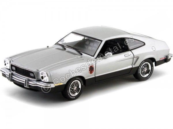 Cochesdemetal.es 1976 Ford Mustang II Stallion Gris 1:18 Greenlight Collectibles 12890