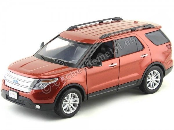 Cochesdemetal.es 2015 Ford Explorer Granate 1:18 Motor Max 73186