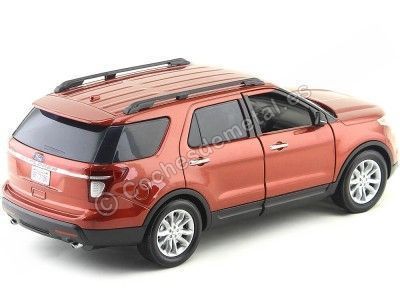 Cochesdemetal.es 2015 Ford Explorer Granate 1:18 Motor Max 73186 2