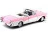 Carsdemetal.es 1957 Buick Roadmaster Rosa-Blanco 1:18 Motor Max 73152