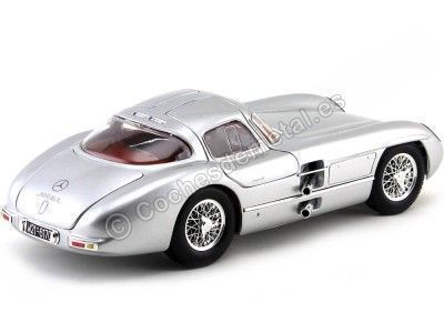 Cochesdemetal.es 1955 Mercedes-Benz 300 SLR "Uhlenhaut Coupe" Gris 1:18 Maisto 36898 2