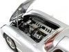1955 Mercedes-Benz 300 SLR "Uhlenhaut Coupe" Gris 1:18 Maisto 36898 Cochesdemetal 11 - Coches de Metal 
