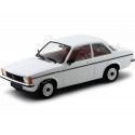 CARSDEMETAL.ES 1977 Opel Kadett C2 deux portes blanches 1:18 Triple-9 1800120