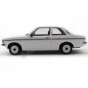 CARSDEMETAL.ES 1977 Opel Kadett C2 deux portes blanches 1:18 Triple-9 1800120