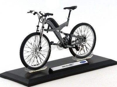 Carsdemetal.es 2017 MountainBike bmw q6.s xtr gris 1:10 Welly 62574 Mountain Bike