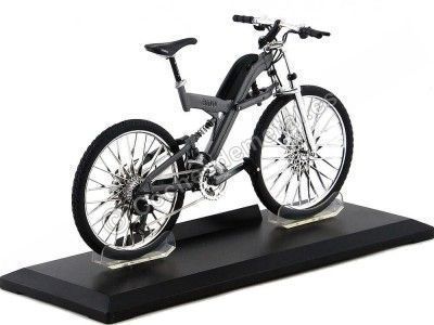 Carsdemetal.es 2017 MountainBike bmw q6.s xtr gris 1:10 Welly 62574 Mountain Bike 2