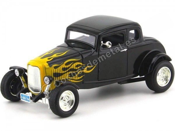 Cochesdemetal.es 1932 Ford Five-Window Coupe Negro con Llamas Amarillas 1:18 Motor Max 73171