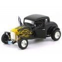 Cochesdemetal.es 1932 Ford Five-Window Coupe Negro con Llamas Amarillas 1:18 Motor Max 73171