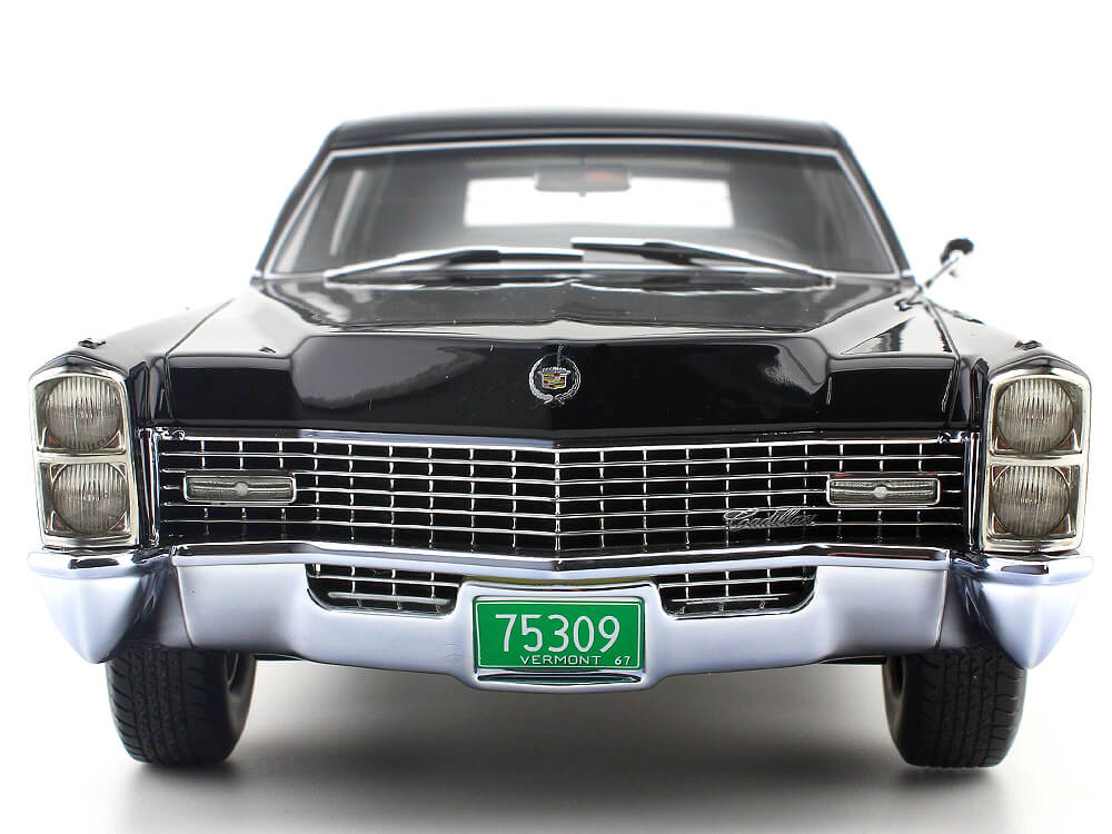 1967 Cadillac Fleetwood Series 75 Negro 1:18 BoS-Models 309