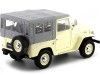 Cochesdemetal.es 1967 Toyota Land Cruiser FJ40 Beige-Grey 1:18 Triple-9 1800152