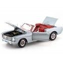 Cochesdemetal.es 1965 Ford Mustang conversível cinza prateado 1:18 Auto World AMM1103