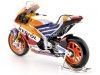 Carsdemetal.es 2017 Repsol Honda RCV 213 Marc Marquez Mundo MotoGP 1:10 Maisto 31409