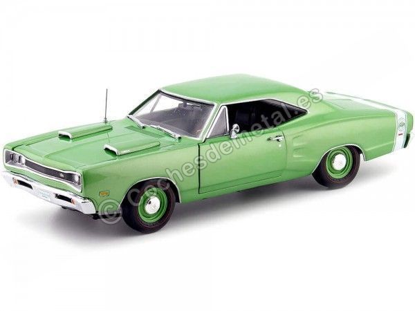 Cochesdemetal.es 1969 Dodge Coronet Super Bee Hardtop Verde / Blanco 1:18 Auto World AMM1136