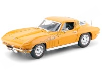 1965 Chevrolet Corvette Sting Ray Coupé Naranja 1:18 Maisto 31640