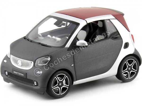 Cochesdemetal.es 2015 Smart Fortwo Cabriolet (A453) Gray / Silver 1:18 Contourneur B66960290