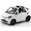 Carsdemetal.es 2015 Smart Fortwo Cabriolet (A453) Branco/Branco 1:18 Revester Edição B66960291