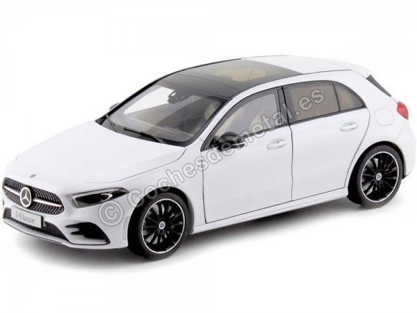 CarsDEMETAL.ES 2018 Mercedes-Benz A-Class W176 Digital White 1:18 Revendedor Edição B66960429