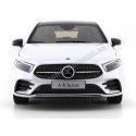 Cochesdemetal.es 2018 Mercedes-Benz A-Class W176 Digital White 1:18 Dealer Edition B66960429
