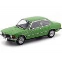 Carsdemetal.es 1975 BMW 318i E21 Verde 1:18 KK em escala 180043