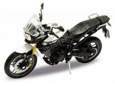 Cochesdemetal.es 2011 Triumph Tiger 800 Blanca/Negra 1:18 Welly 12835