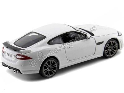 Cochesdemetal.es 2011 Jaguar XKR-S BLANCO 1:24 BBURAGO 21063 2